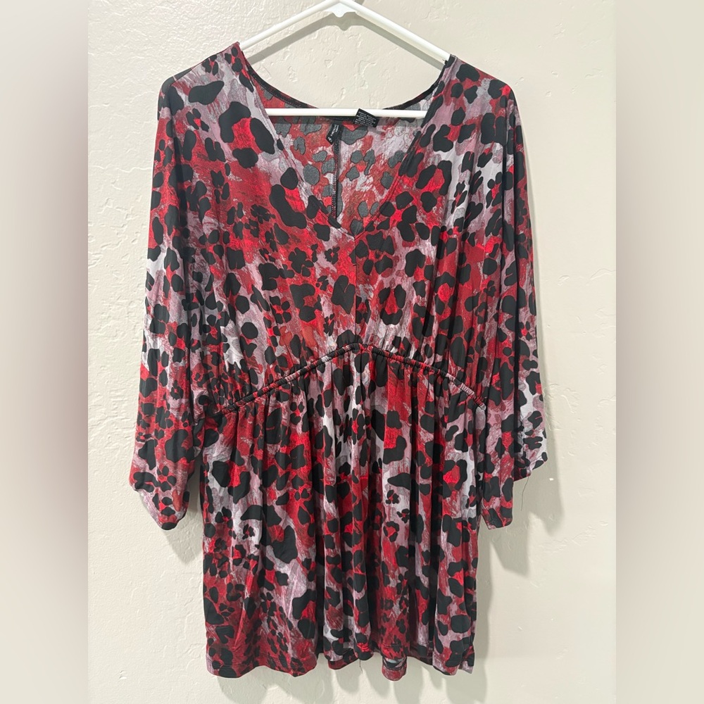 New Directions Red Cheetah Print 3/4 Sleeve Blouse